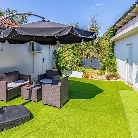 Vakantiehuis Cozy In With House A Panoramic View Medulin